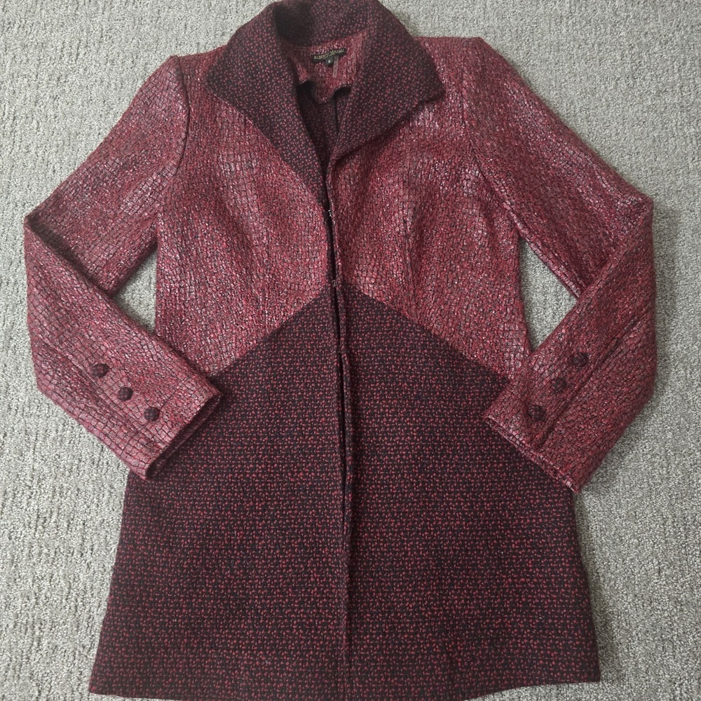 Alberto Makali Red Black Textured Jacket Size S Artsy Career Statement
